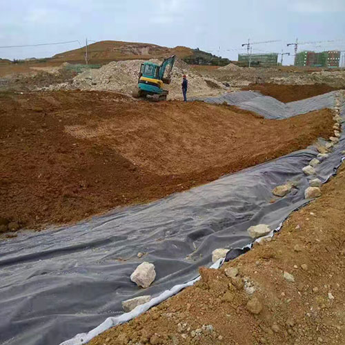 膨潤(rùn)土防水毯